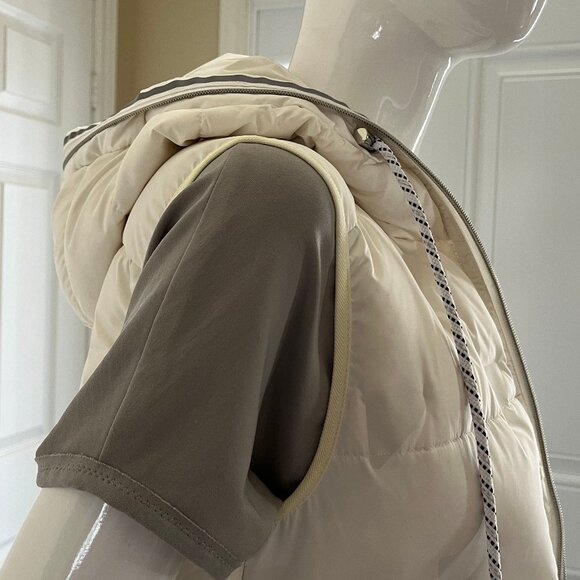 Marc Cain Cream/Winter White Down Vest - size N1 / Small/Medium - Picture 6 of 17